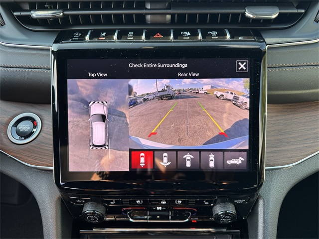 2025 Jeep Grand Cherokee L Summit photo 31