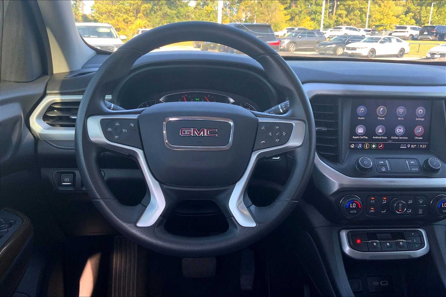 2023 Gmc Acadia SLE photo 4