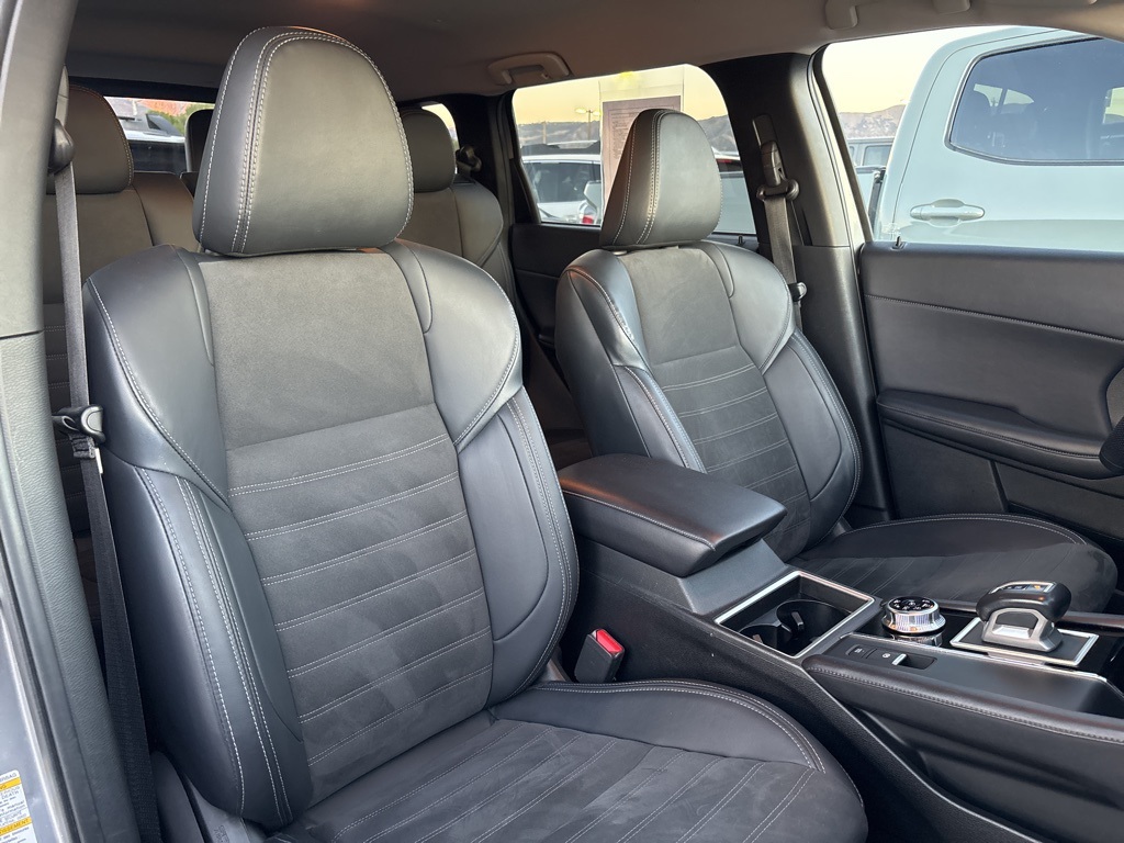 2024 Mitsubishi Outlander SE Black Edition photo 12