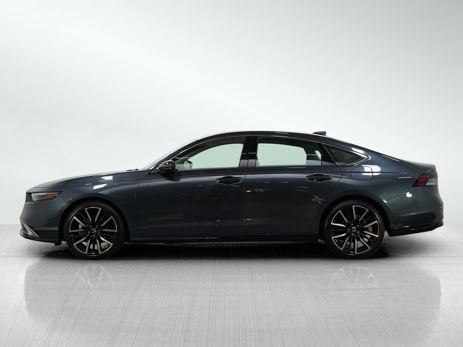 Used 2023 Honda Accord Hybrid Touring with VIN 1HGCY2F8XPA048934 for sale in South Saint Paul, Minnesota