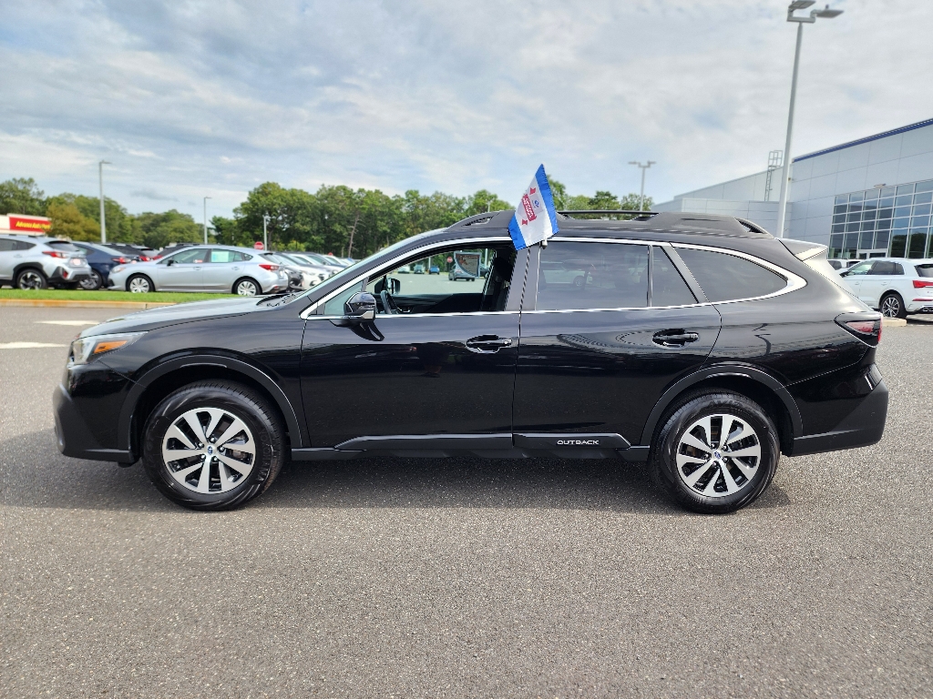 2022 Subaru Outback Premium photo 11