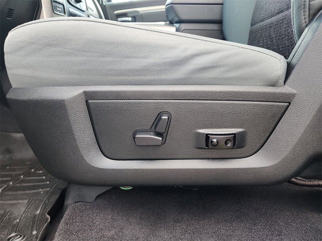 2018 Ram 1500 Big Horn photo 12