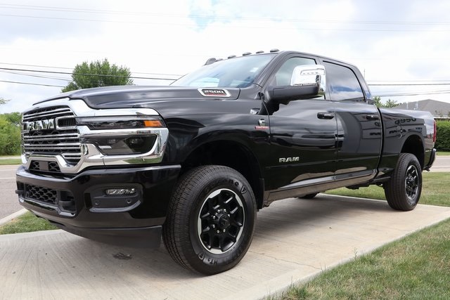 2025 Ram 2500 Laramie photo 7