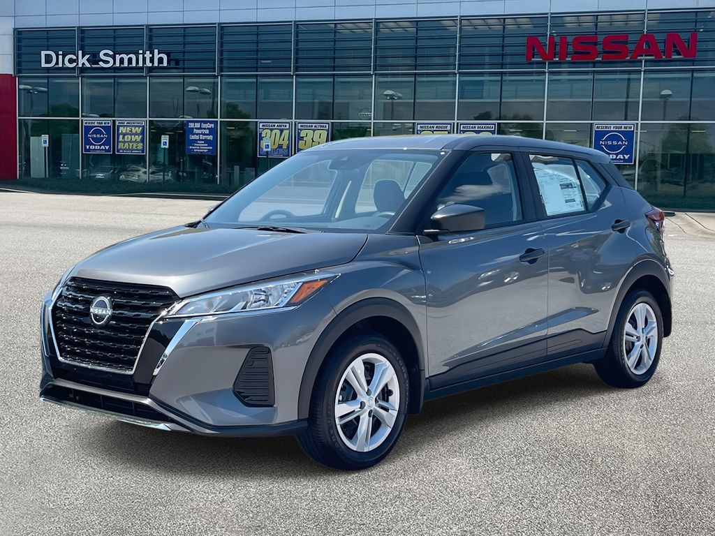2025 Nissan Kicks Play S photo 3