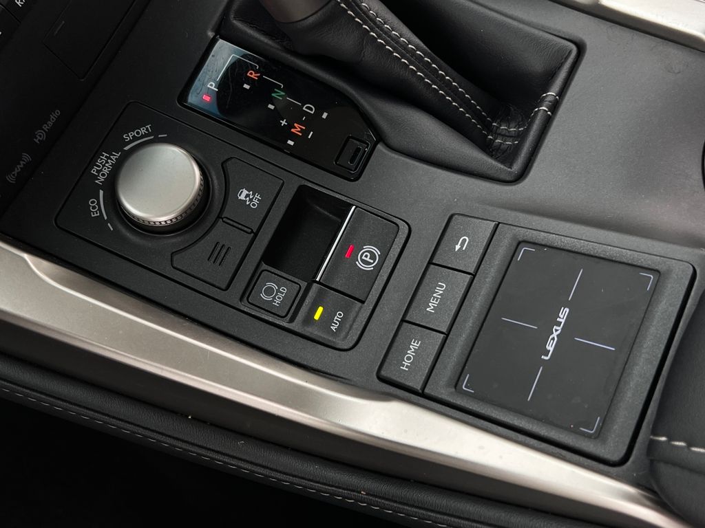 2016 Lexus NX 200t Luxury photo 24