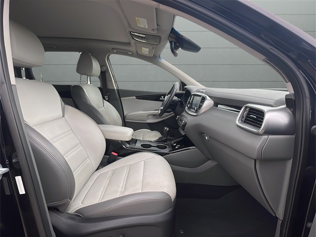 2019 Kia Sorento SX photo 12