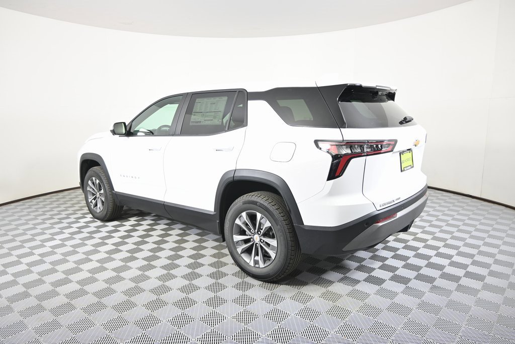 2026 Chevrolet Equinox LT photo 3