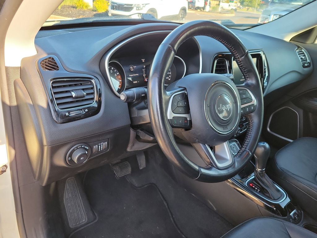 2021 Jeep Compass Limited photo 8