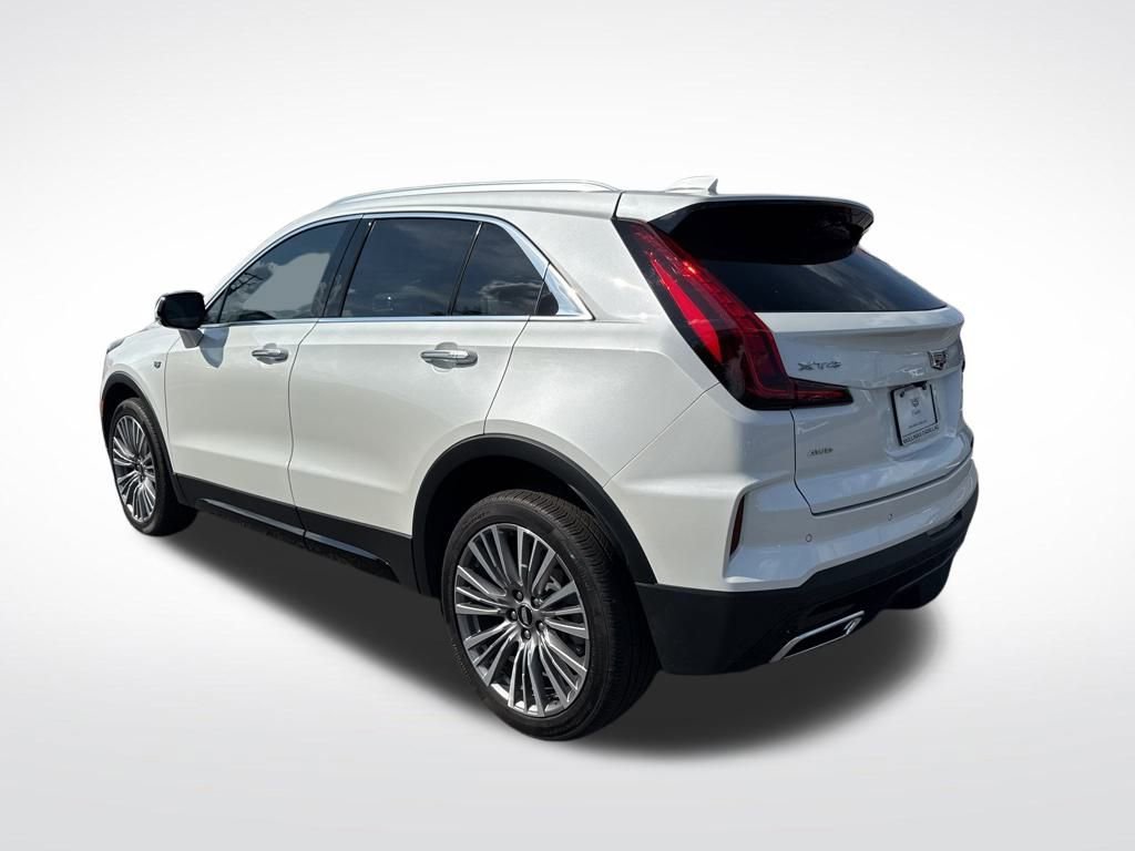 2024 Cadillac XT4 Premium Luxury photo 5