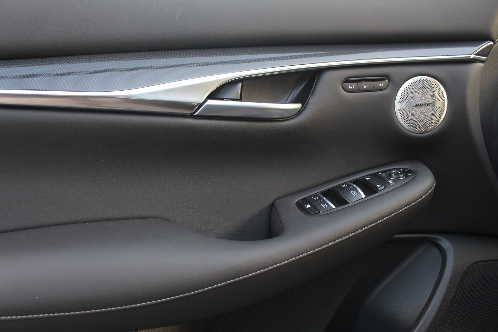 2025 Infiniti QX50 SPORT photo 10