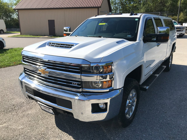 2019 Chevrolet Silverado 3500HD LTZ photo 4