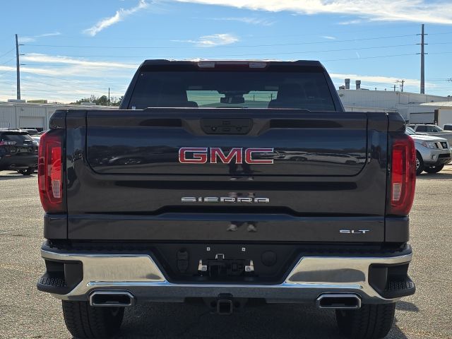 2024 Gmc Sierra 1500 SLT photo 4
