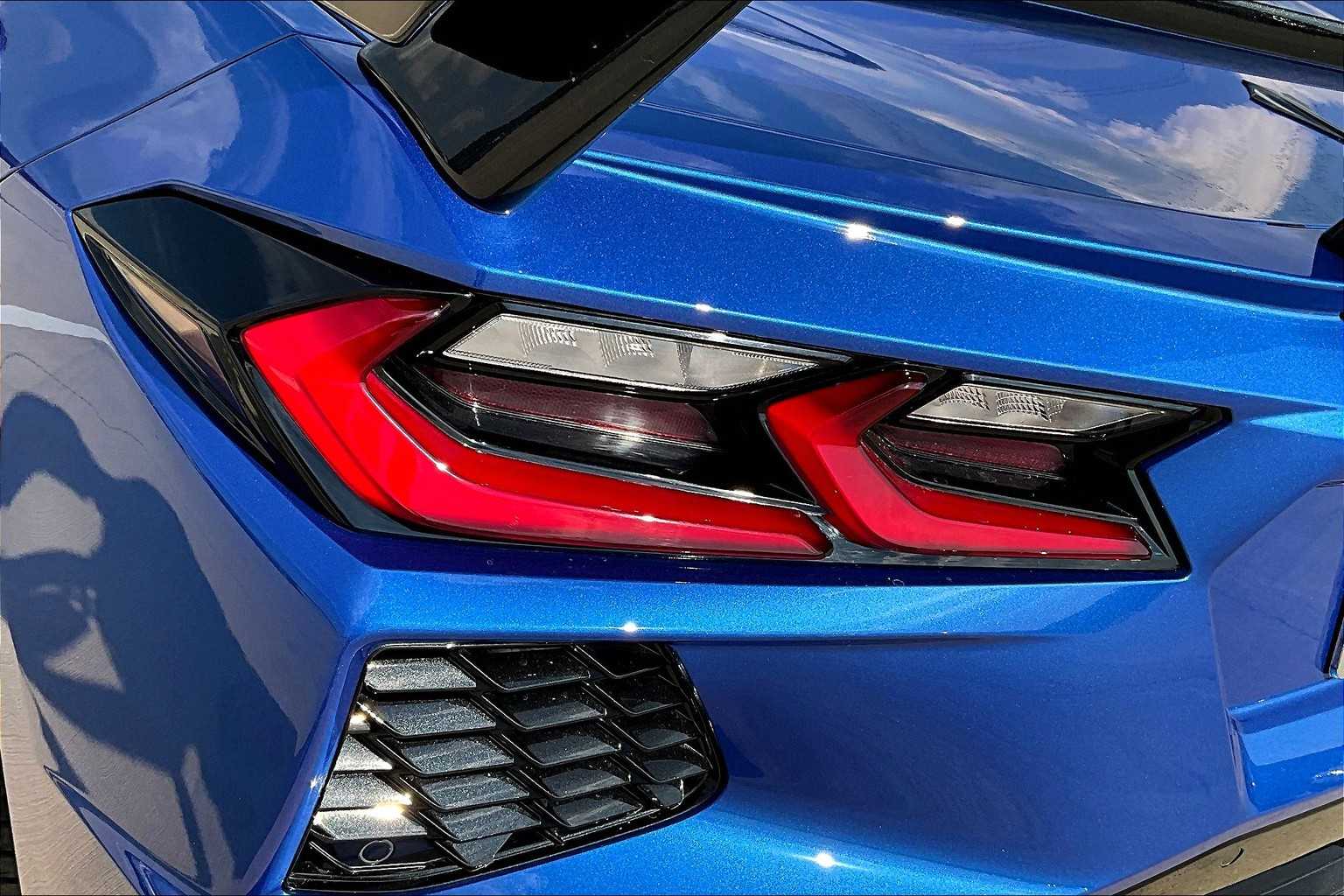 2022 Chevrolet Corvette 2LT photo 18