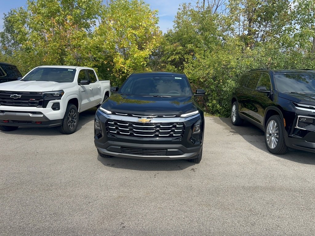 2026 Chevrolet Equinox LT photo 2