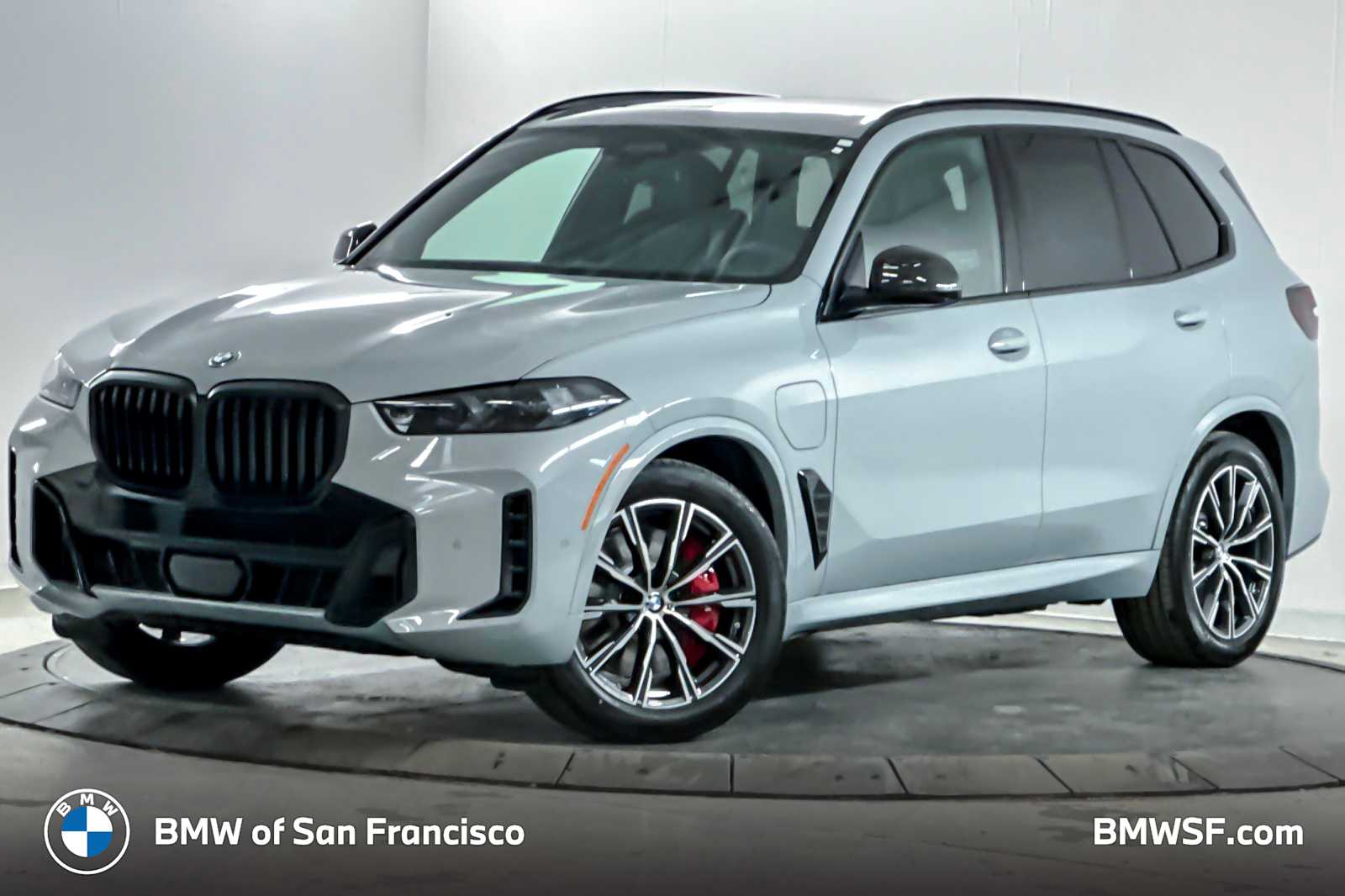 2026 BMW X5 50e's photo