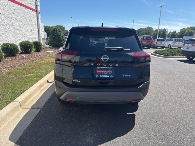 2023 Nissan Rogue SV photo 2