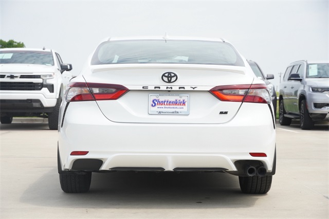 2024 Toyota Camry SE photo 7
