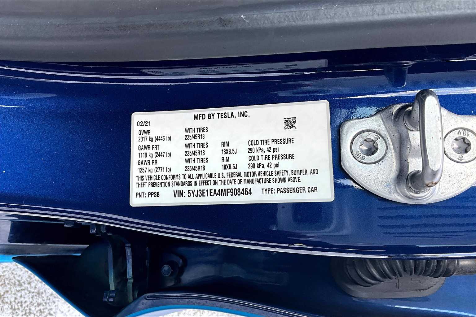 2021 Tesla Model 3 Standard Range Plus photo 28