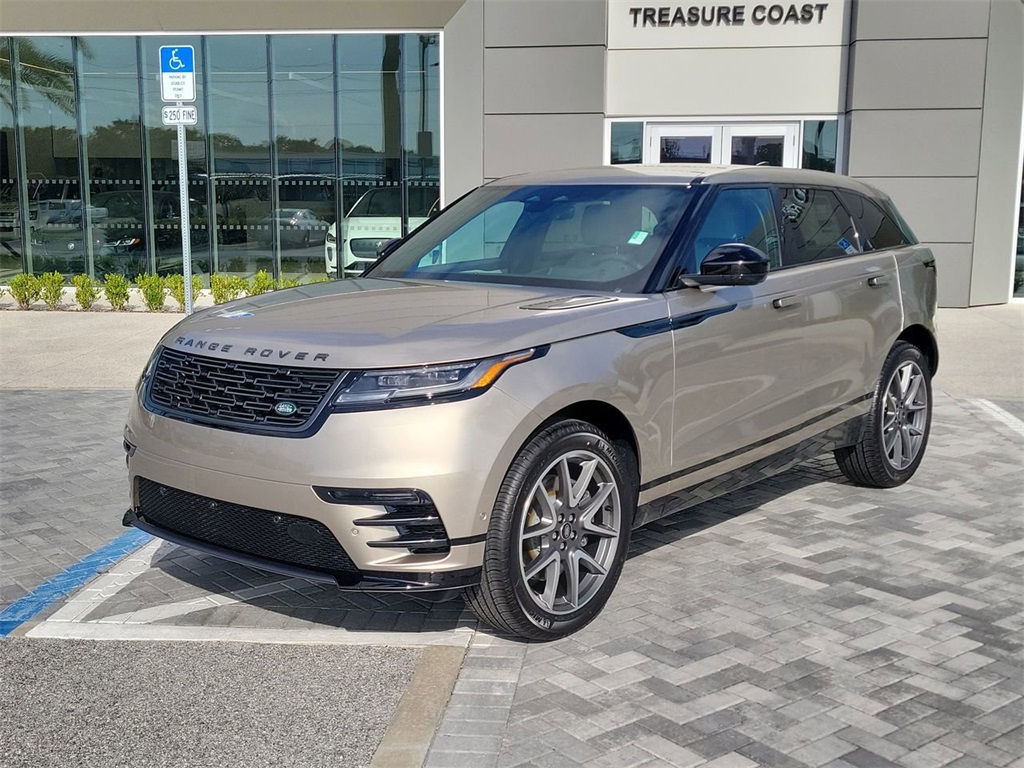 2026 Land Rover Range Rover Velar Dynamic SE's photo