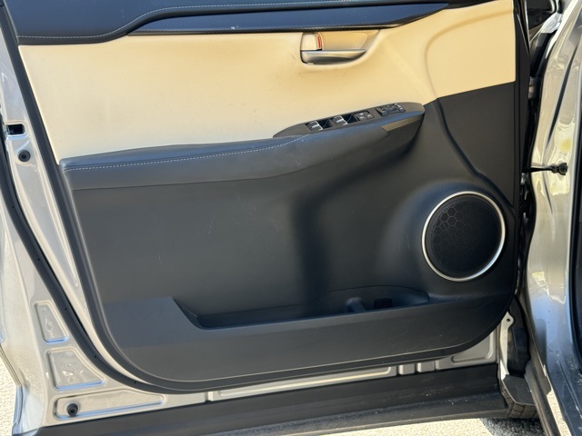 2021 Lexus NX 300 photo 7