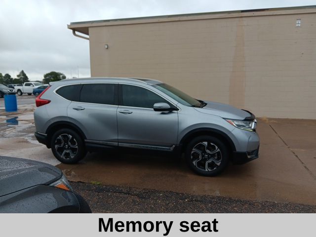 2019 Honda CR-V Touring photo 5