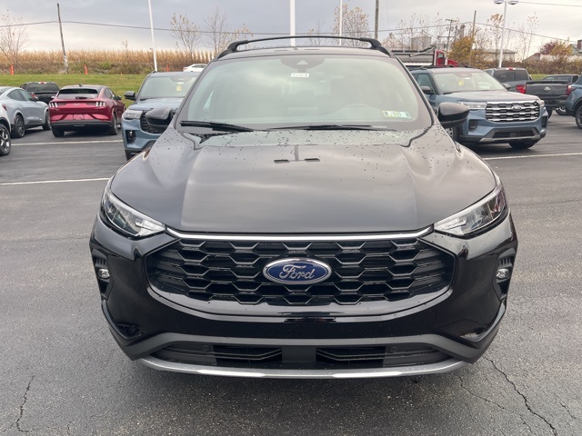 2026 Ford Escape Hybrid ST-Line Select photo 2