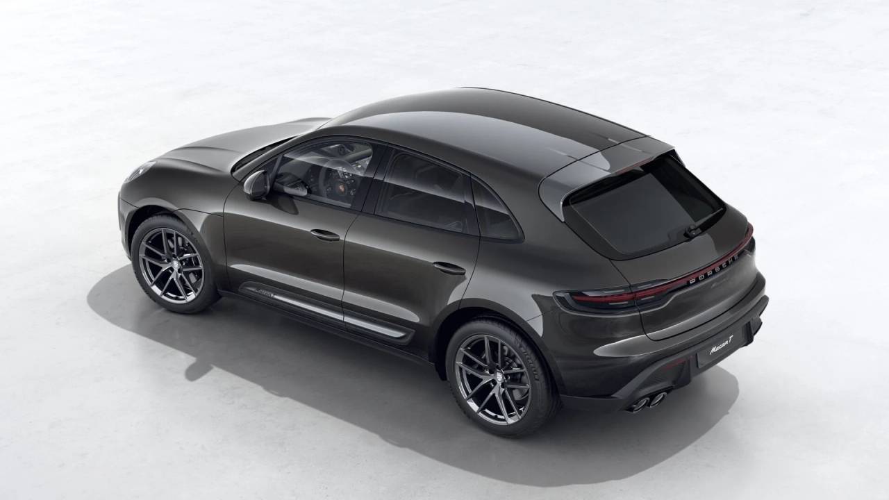 2026 Porsche Macan T photo 3