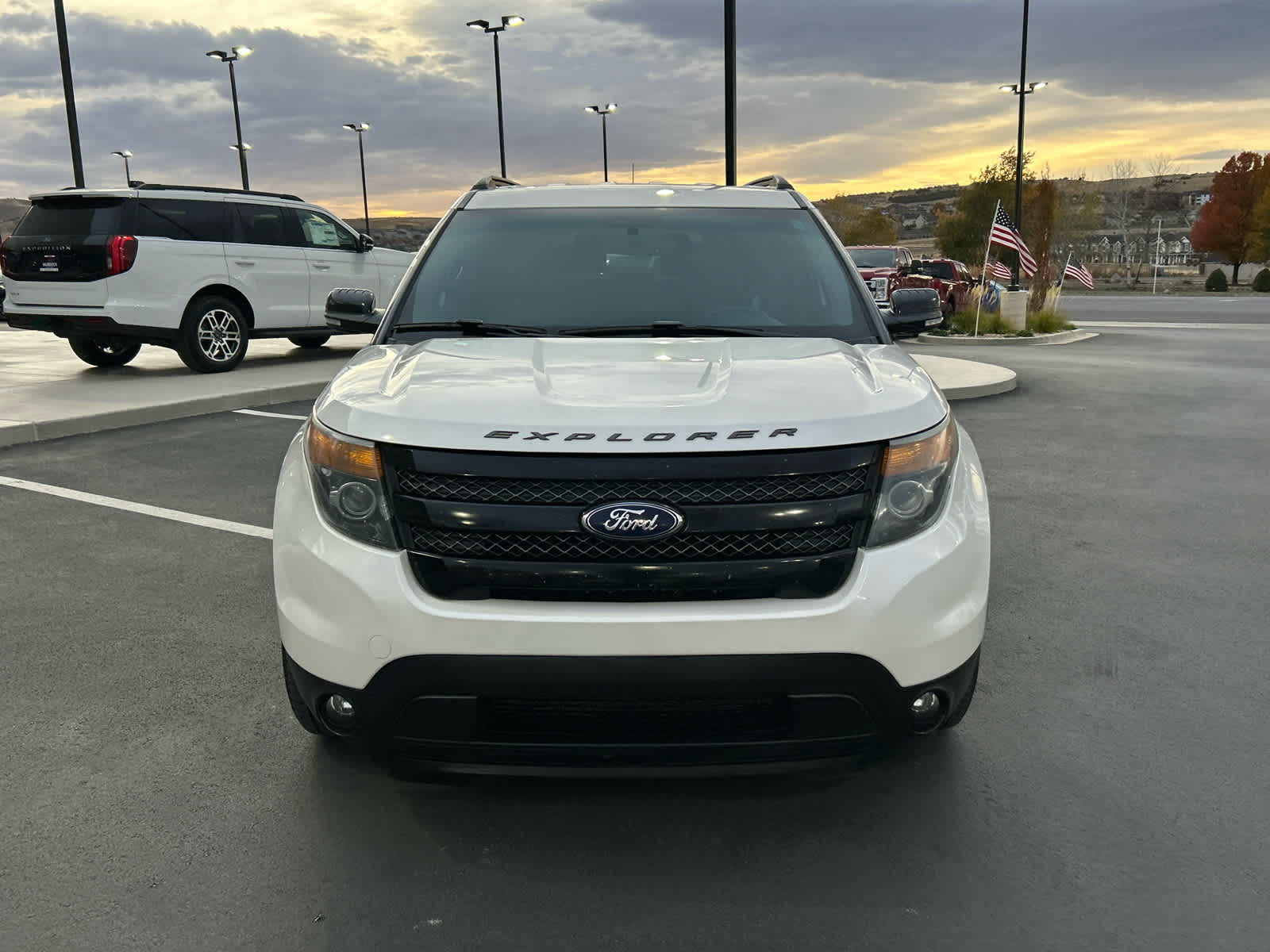 2015 Ford Explorer Sport photo 3