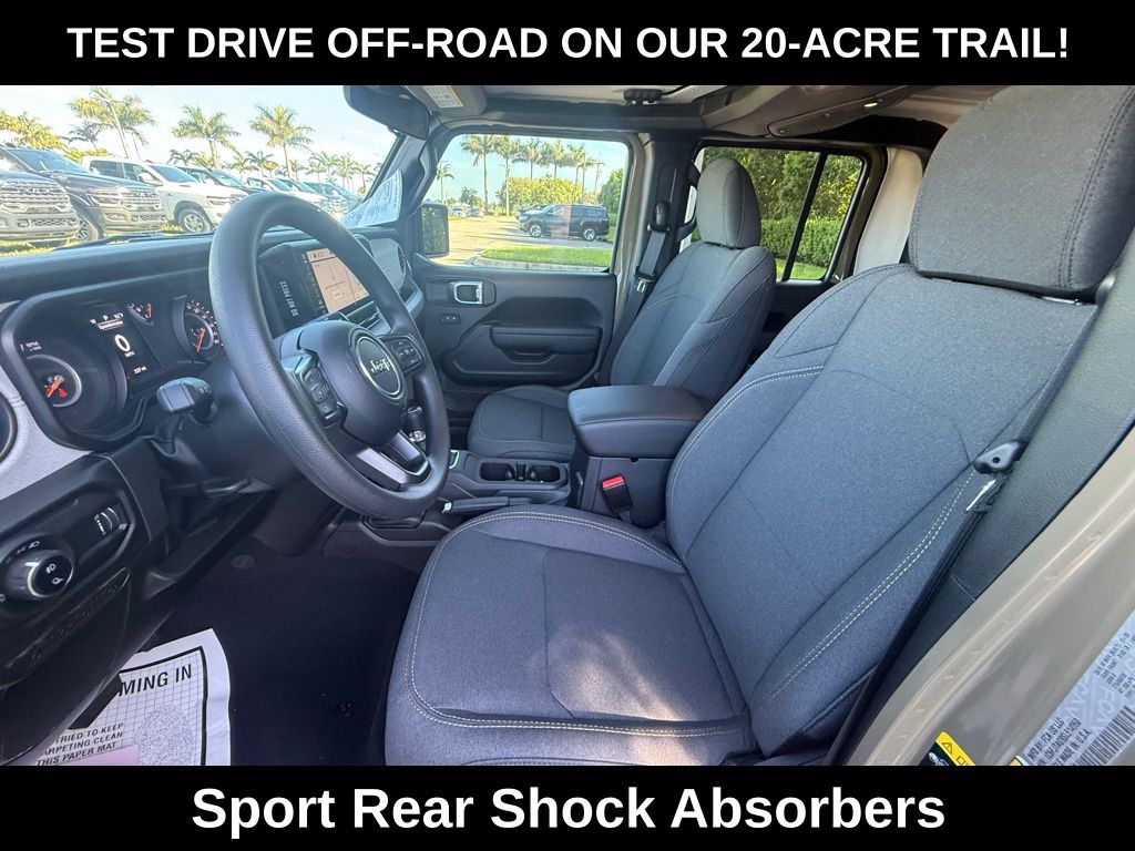 2025 Jeep Gladiator Sport photo 9