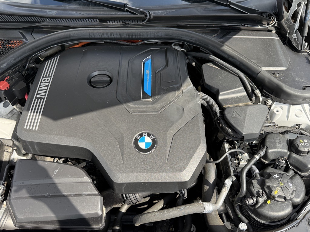 2024 Bmw 330e xDrive photo 32
