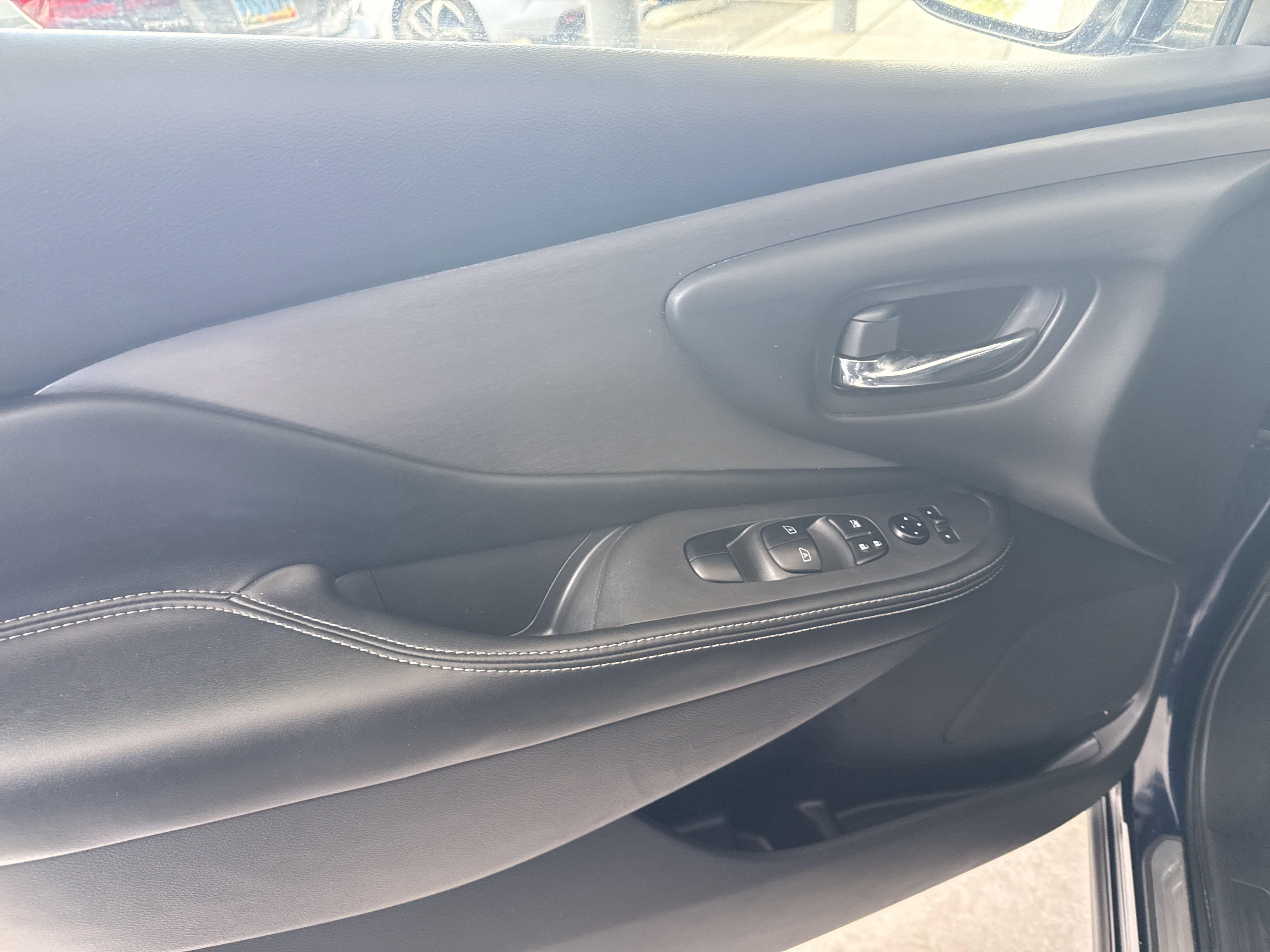 2023 Nissan Murano SV photo 15