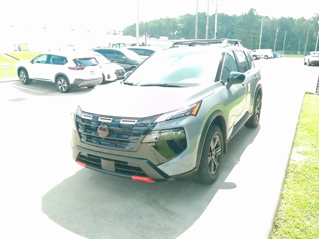 2026 Nissan Rogue SV photo 4