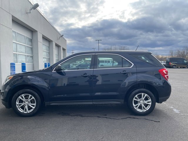 2017 Chevrolet Equinox LS photo 4