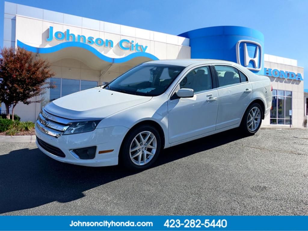 2010 Ford Fusion SEL's photo