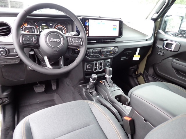 2025 Jeep Wrangler Sport S photo 14