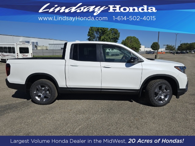 2025 Honda Ridgeline TrailSport photo 11