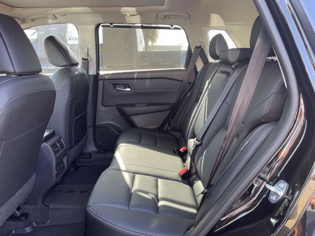 2023 Nissan Rogue SL photo 26