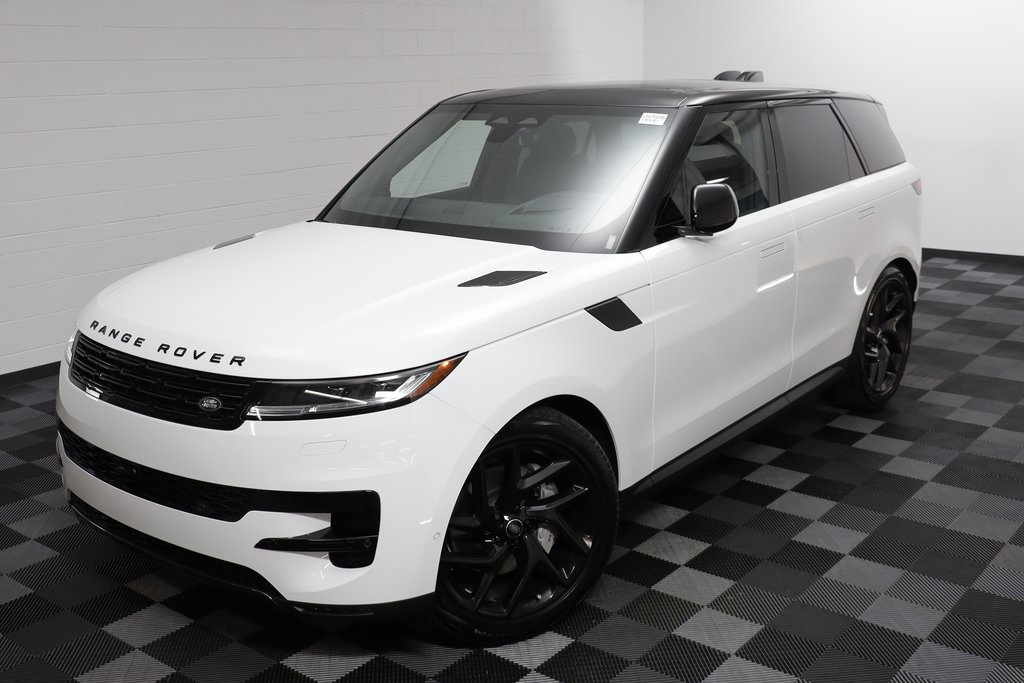 2025 Land Rover Range Rover Sport SE photo 2