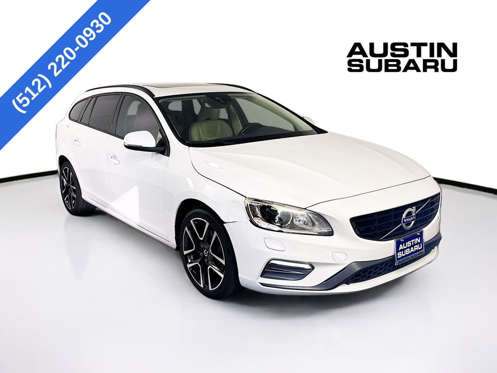 2018 Volvo V60 Dynamic's photo