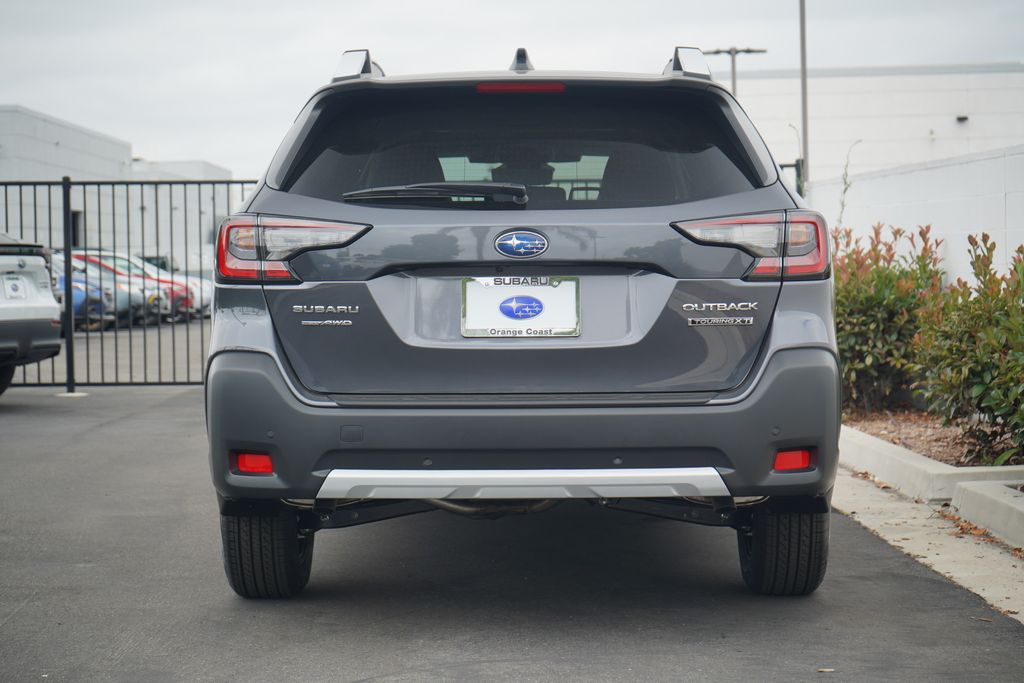 2025 Subaru Outback Touring XT photo 4