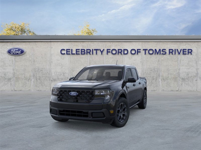 2025 Ford Maverick XLT photo 2