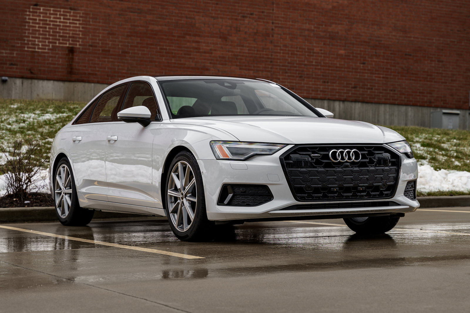 New 2025 Glacier White Metallic Audi Premium image 1