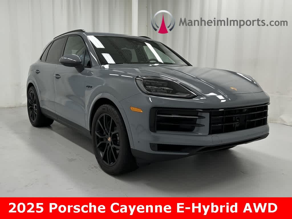 2025 Porsche Cayenne E-Hybrid's photo