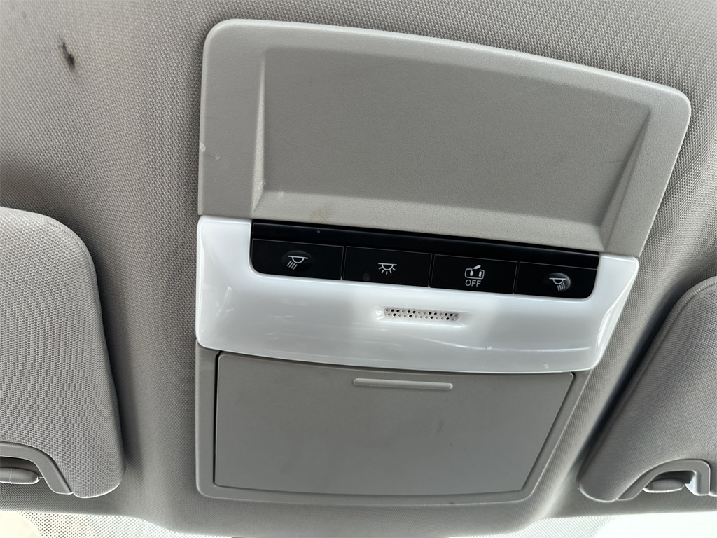 2022 Nissan Altima 2.5 SR photo 23