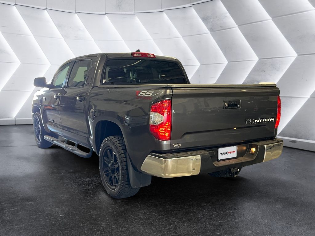 2021 Toyota Tundra SR5 CrewMax photo 4