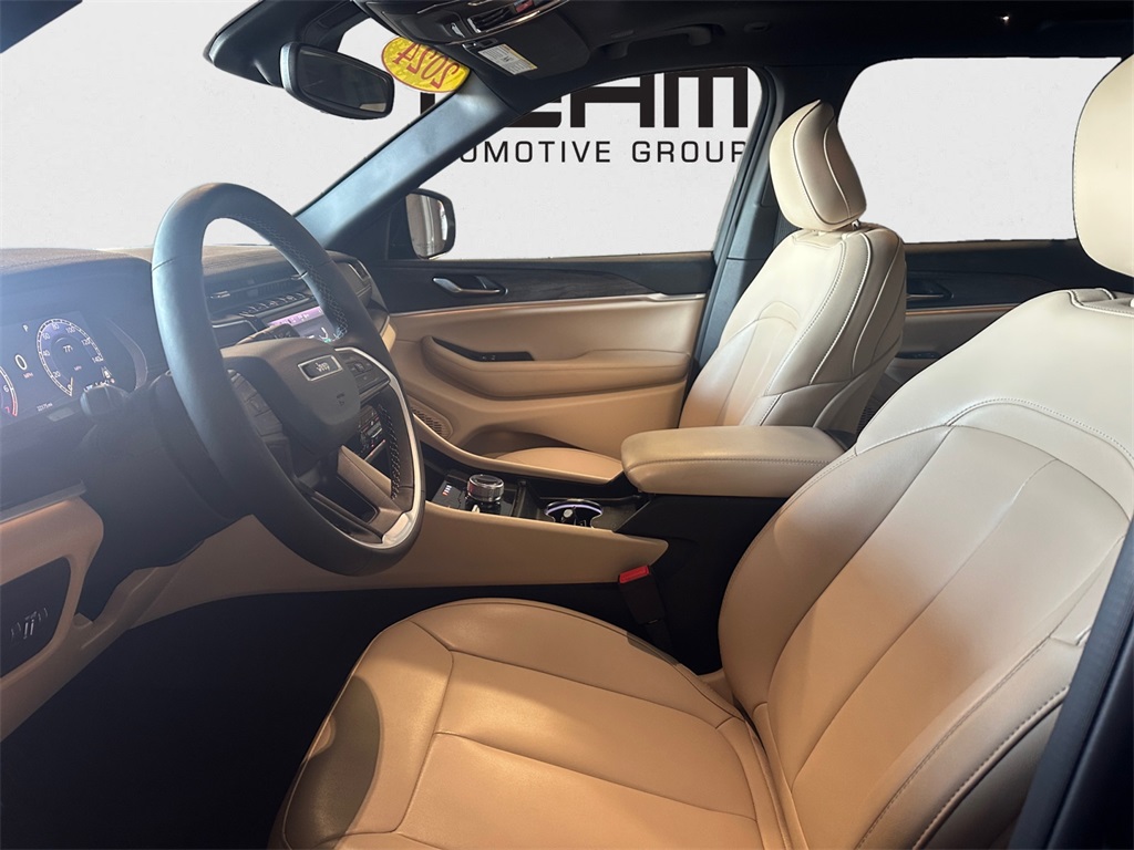 2024 Jeep Grand Cherokee Limited photo 21
