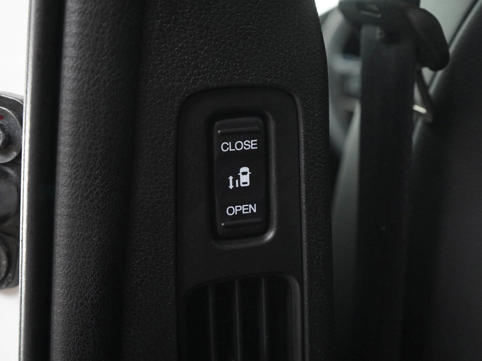2025 Honda Odyssey Elite photo 20