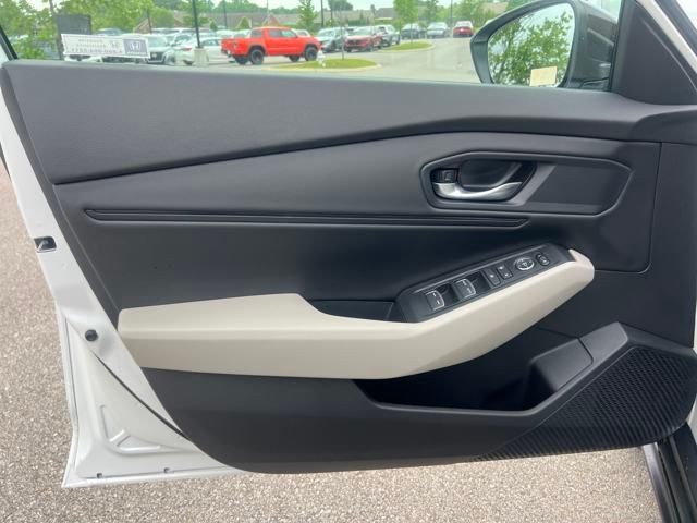 2025 Honda Accord SE photo 10