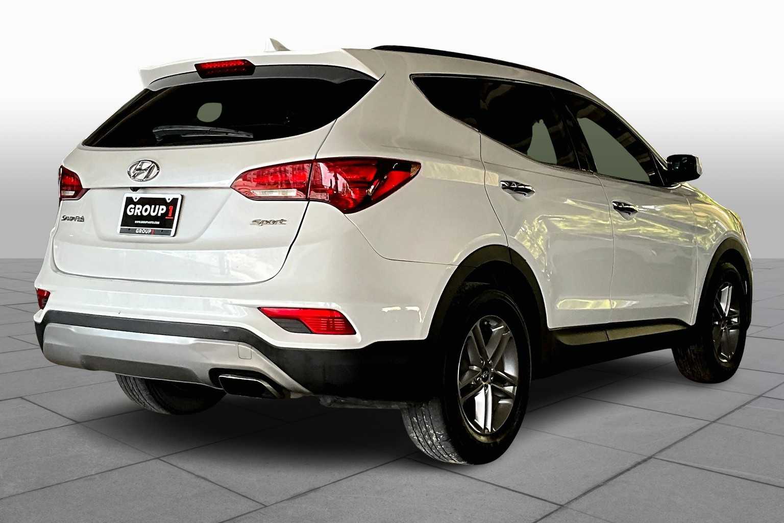 2017 Hyundai Santa Fe Sport photo 10