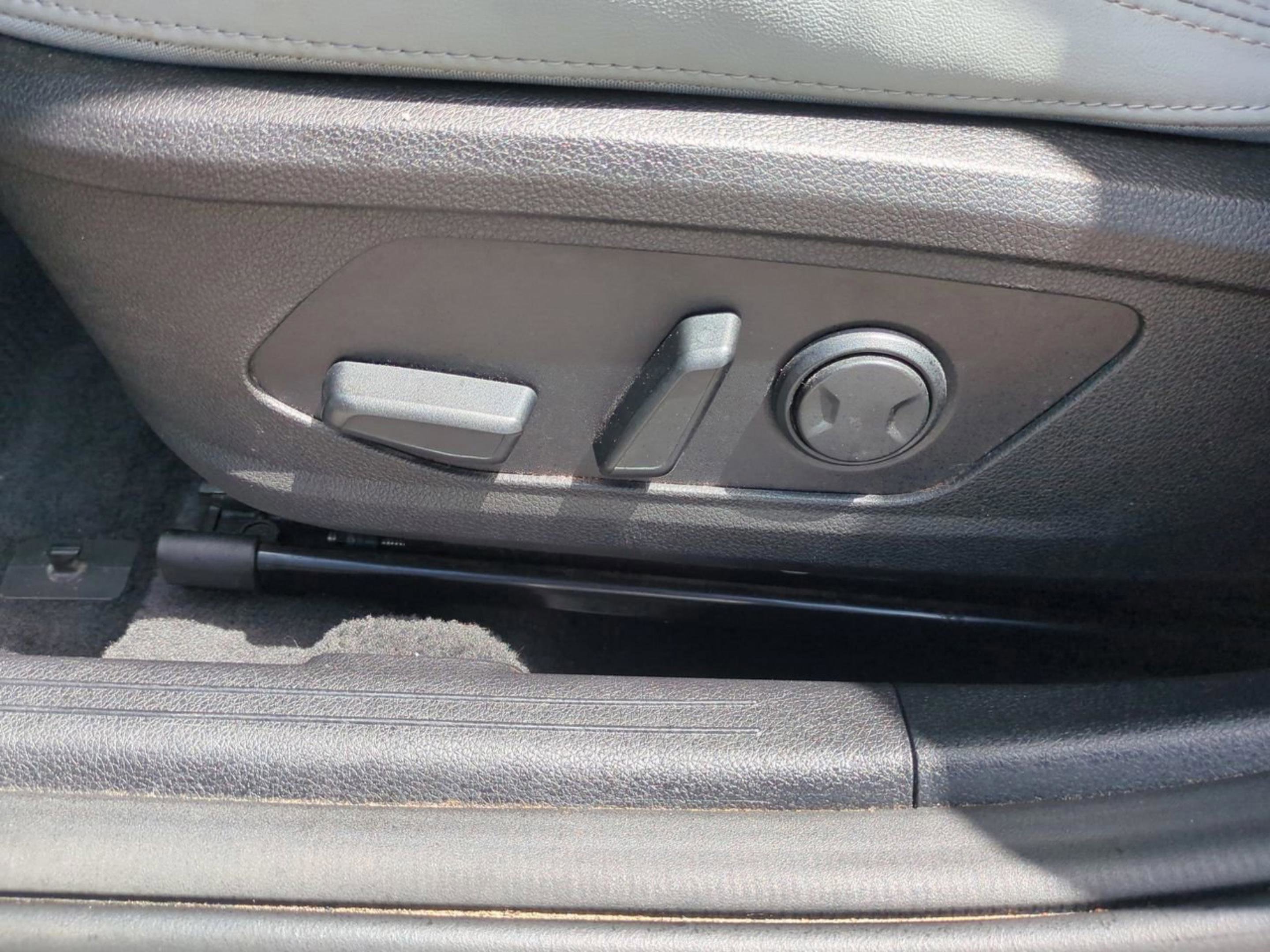 2021 Kia K5 EX photo 18